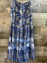 Load image into Gallery viewer, Lovely silky palazzo pants w/ pockets
