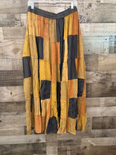 Load image into Gallery viewer, Earth Tone Denim Skirt with Pockets - XXL
