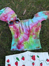 Load image into Gallery viewer, Outfit of the Day - Day 19
