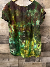 Load image into Gallery viewer, Hand Dyed Linen Top -m/l
