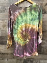 Load image into Gallery viewer, Hand Dyed Top - Size Small
