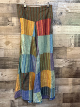 Load image into Gallery viewer, Flat front patchwork pants
