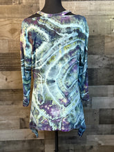 Load image into Gallery viewer, Hand Dyed Top in a size M
