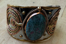 Load image into Gallery viewer, Mixed Metal Cuff with Stone

