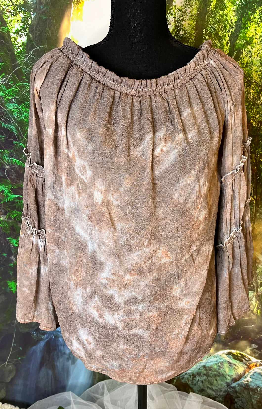 Perfect top for your fairy outfit or to pair with a flowy skirt - Lg