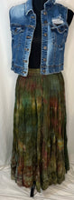 Load image into Gallery viewer, Meet Andrina - This is a 12 yard skirt
