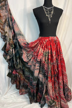 Load image into Gallery viewer, Lea - This is a 25 yard skirt
